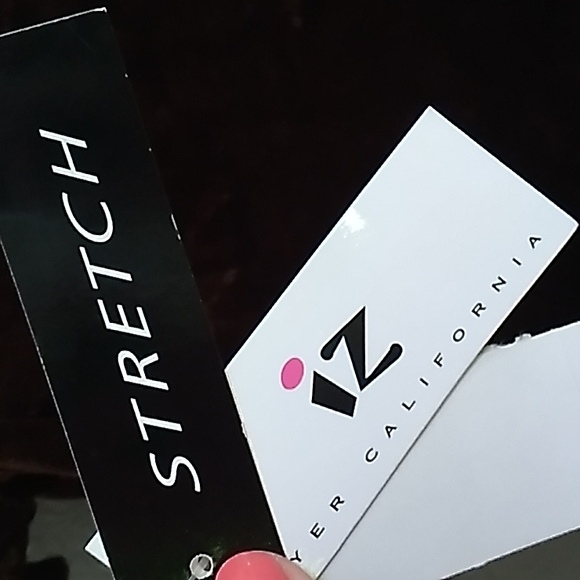 IZ Byer Velvet Sequin/Embellished Ruffle Sleeve Blouse. Size girl (L) 12-14 - Picture 7 of 9